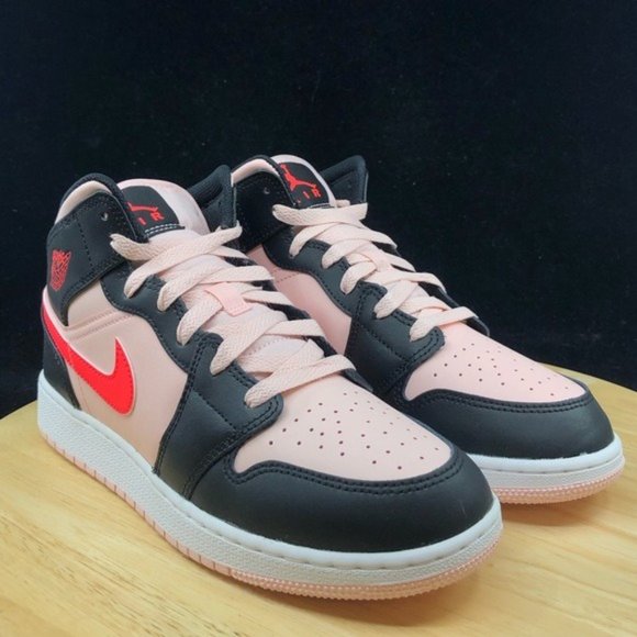 Nike Air Jordan 1 Mid GS Atmosphere Black Pink Women's size 5.5 554725-604 - Picture 4 of 9